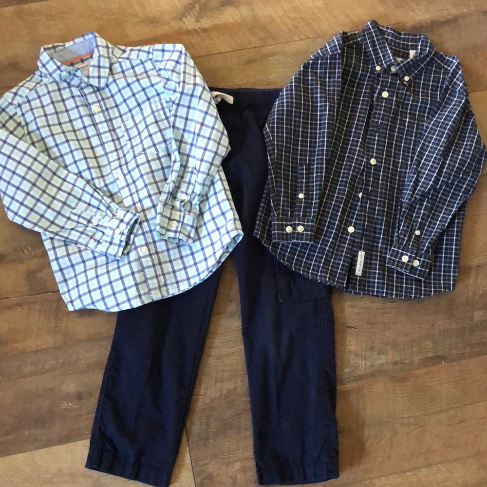 2 button down shirts and matching pants